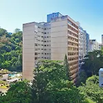 Lindo Ape No Leme: 2 Quartos, A 300M Da Praia