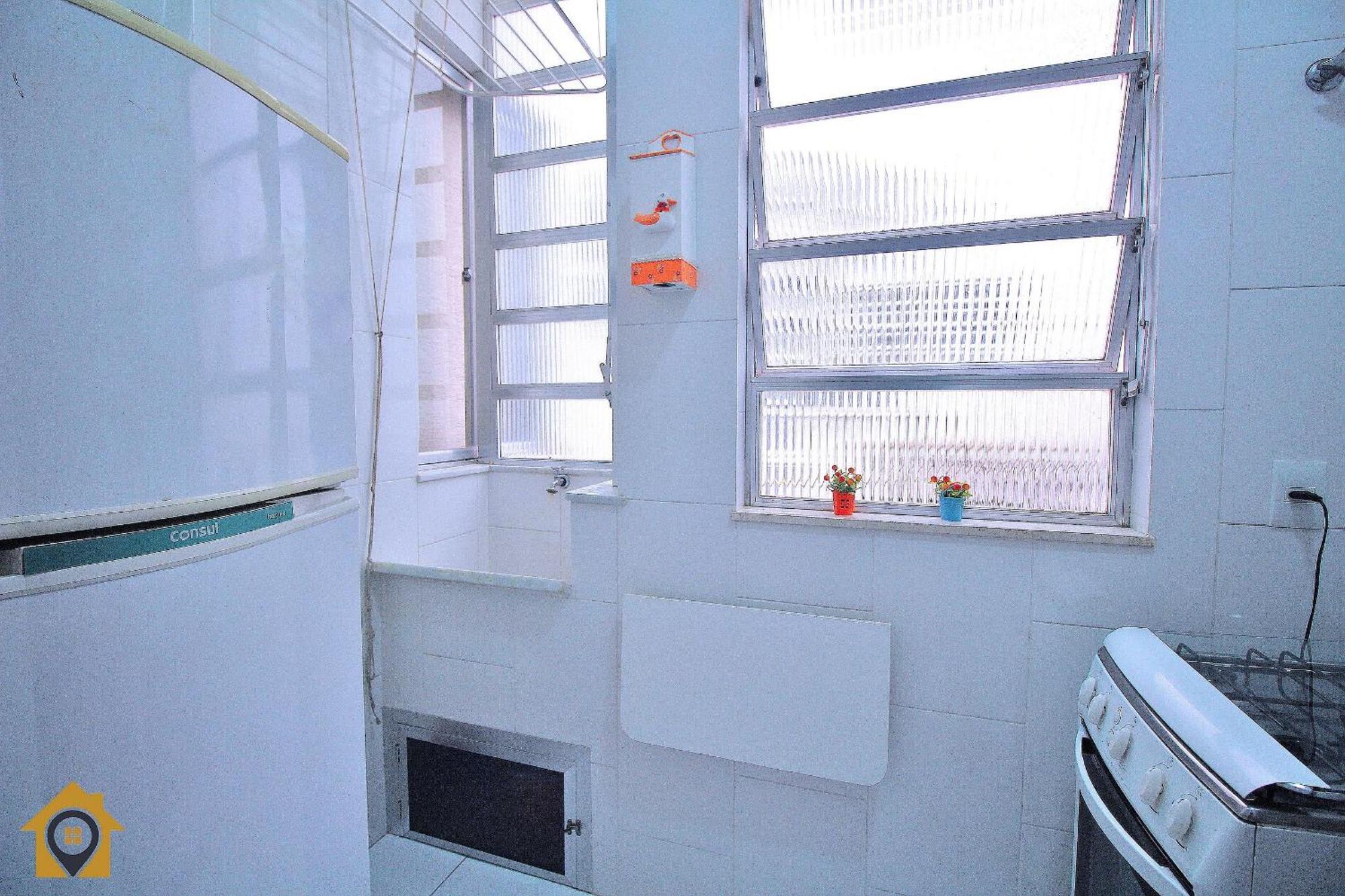 Lindo Ape No Leme: 2 Quartos, A 300m Da * Rio de Janeiro